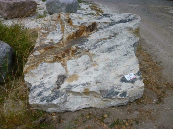 Quellstein aus Granit